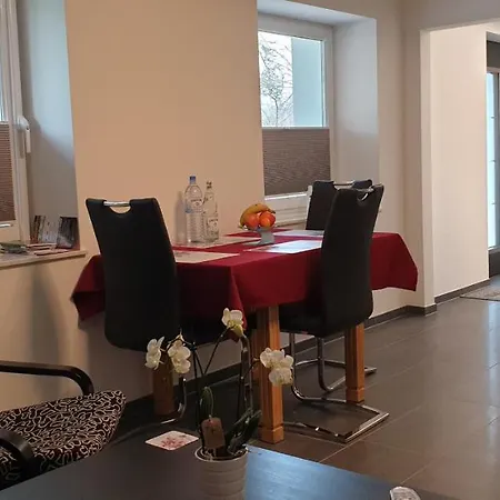 Souterrainwohnung Im Gruenen * Witten