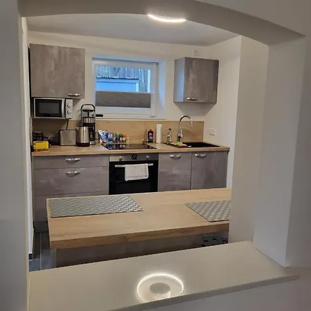 Apartmán Souterrainwohnung Im Gruenen