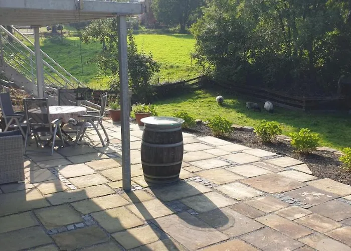 Souterrainwohnung Im Gruenen Lejlighed