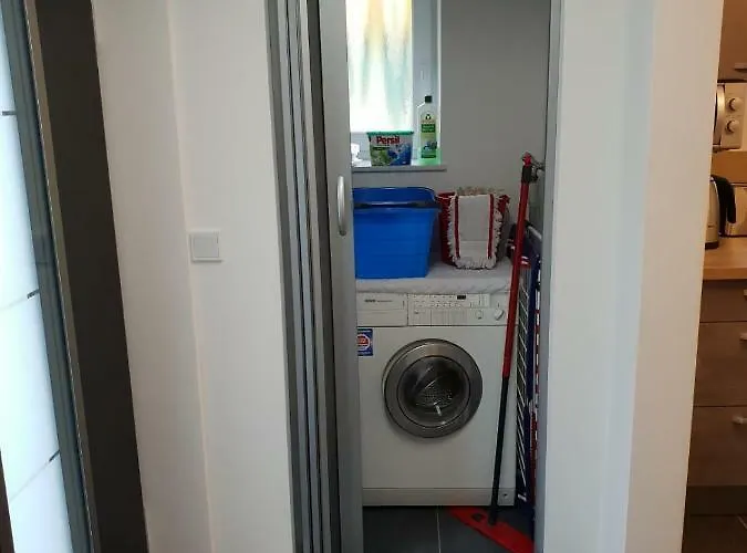 Souterrainwohnung Im Gruenen