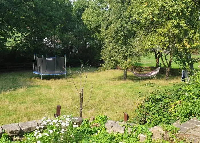 Lejlighed Souterrainwohnung Im Gruenen